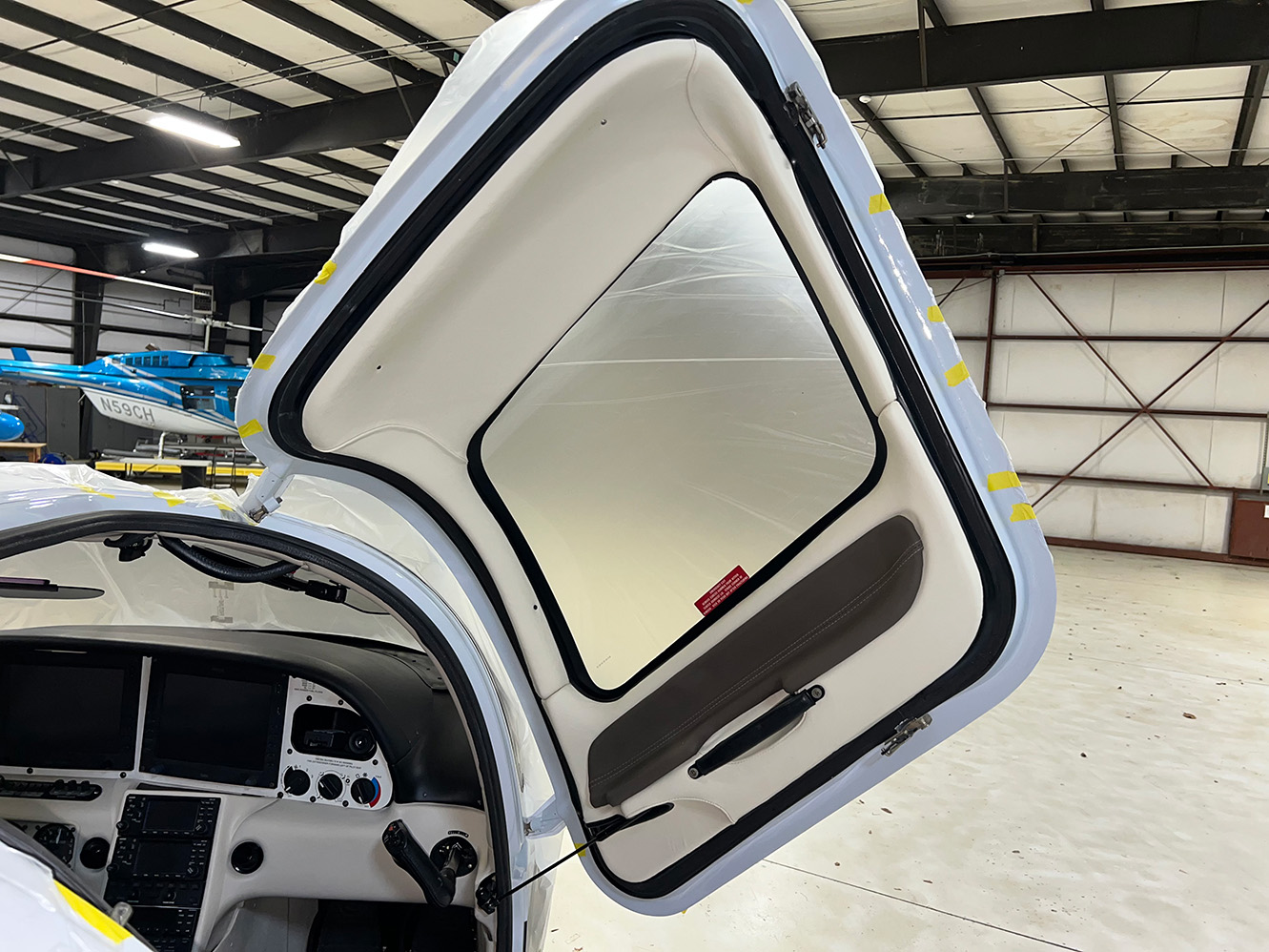 Cirrus leather covered door panel